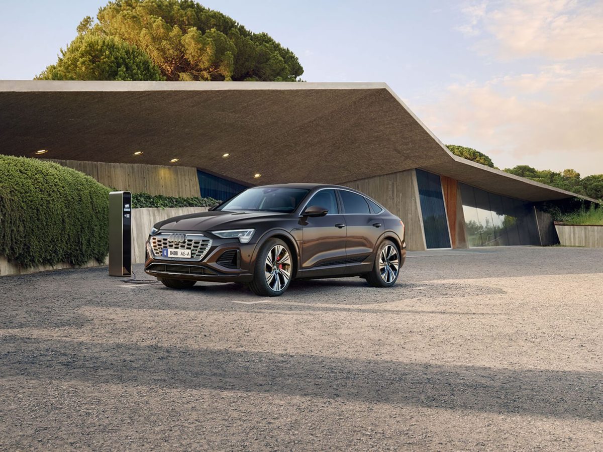 سيارة أودي الكهربائية Q8 etron