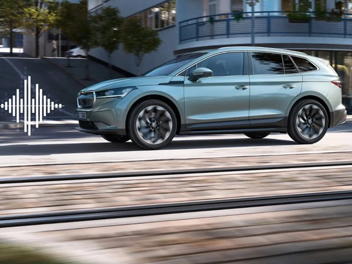 كيف أبدعت شركات السيارات ببصمة الصوت الافتراضي للطرازات الكهربائية؟