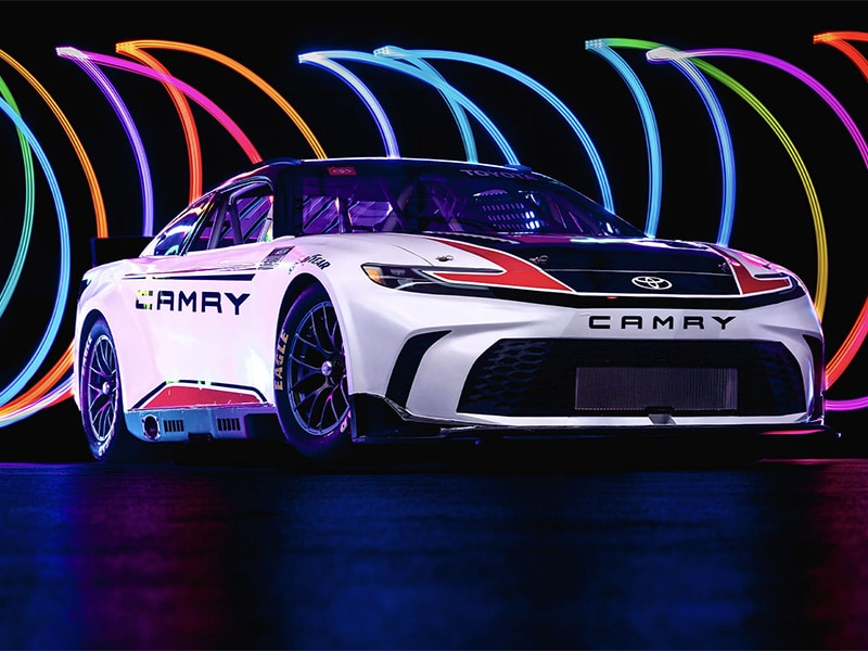 تويوتا كامري XSE لسباقات ناسكار