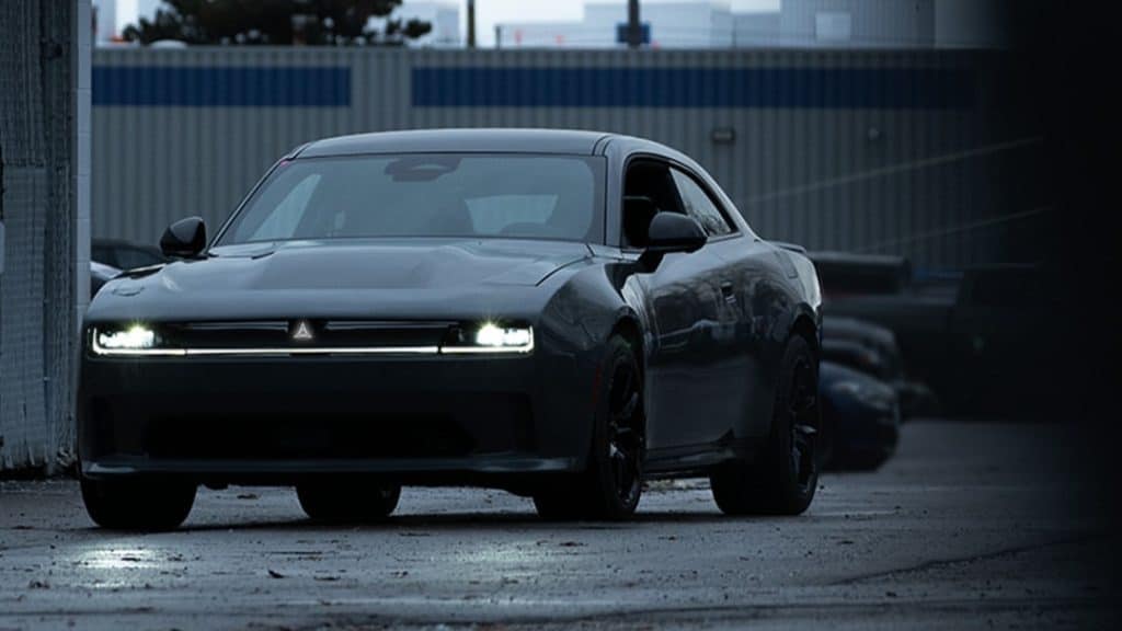 سيارة دودج تشارجر 2025 الكهربائية