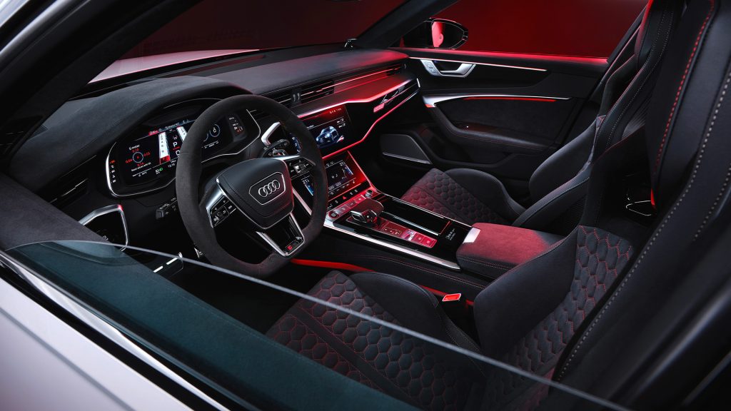 مقصورة أودي ار اس 6 أفانت جي تي الجديدة