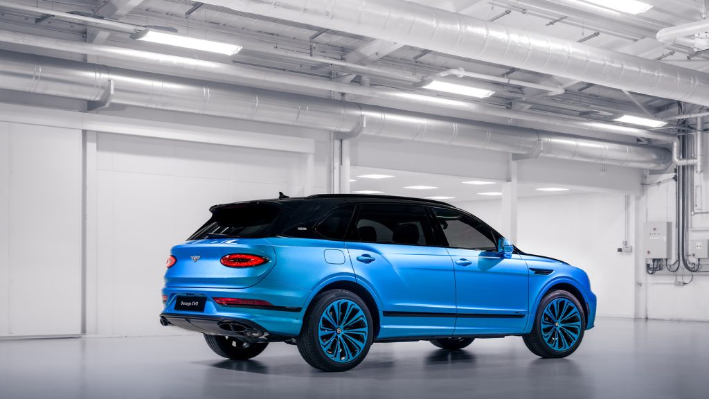 سيارات فخمة