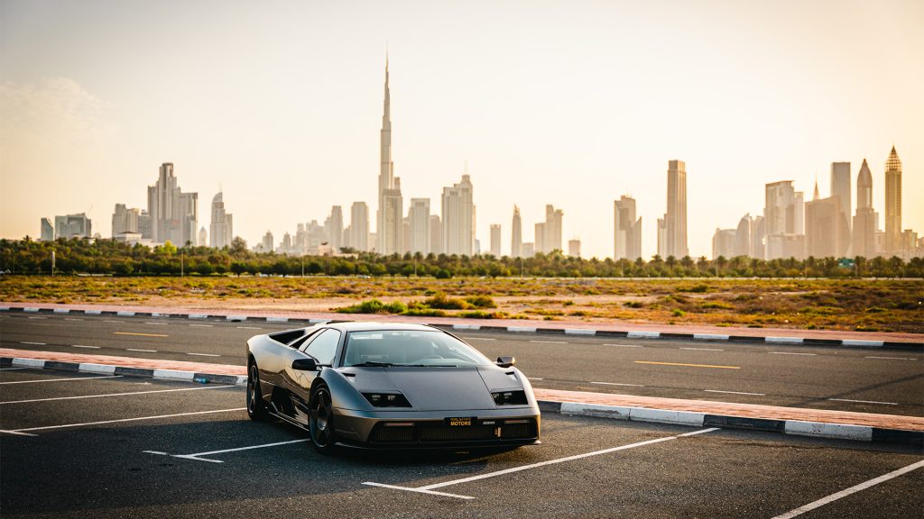 Pupil of Fate Motors تعيد إحياء أيقونة لامبورجيني "ديابلو": Eccentrica تصل الشرق الأوسط
بيبل اوف فايت موتورز تعيد إحياء أيقونة لامبورجيني ديابلة
اكستنتريكا تصل الشرق الأوسط
سيارات إيطالية
سوبر كارز
سيارات خارقة
سيارات رياضية
سيارات كلاسيكية
Pupil of Fate Motors revives the Lamborghini icon “Diablo”: Eccentrica arrives in the Middle East

Italian cars
Super cars

Sports cars
Classic cars
