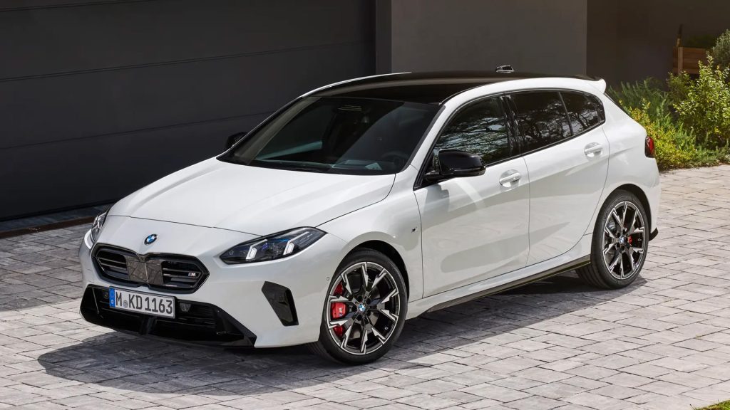 بعد طول انتظار، بي ام دبليو الفئة الأولى تعود بجيل جديد في 2025
بي ام دبليو M135i 2025
سيارات الهاتشباك الرياضية
سيارات رياضية
سيارات هاتشباك
سيارات ألمانية
سيارات صغيرة
بي ام دبليو هاتشباك
سيارات بي ام دبليو 2025
سيارات صغيرة قوية
After a long wait, the BMW 1 Series returns with a new generation in 2025
BMW M135i 2025
Sports hatchback cars
Sports cars
Hatchback cars
German cars
Small cars
BMW hatchback
BMW cars 2025
Powerful little cars