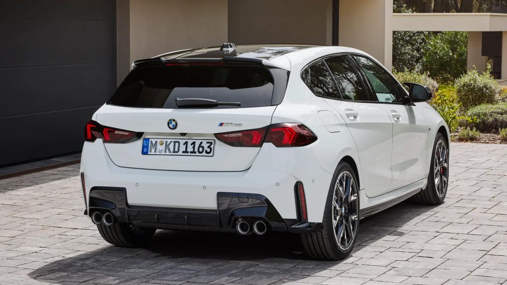بعد طول انتظار، بي ام دبليو الفئة الأولى تعود بجيل جديد في 2025
بي ام دبليو M135i 2025
سيارات الهاتشباك الرياضية
سيارات رياضية
سيارات هاتشباك
سيارات ألمانية
سيارات صغيرة
بي ام دبليو هاتشباك
سيارات بي ام دبليو 2025
سيارات صغيرة قوية
After a long wait, the BMW 1 Series returns with a new generation in 2025
BMW M135i 2025
Sports hatchback cars
Sports cars
Hatchback cars
German cars
Small cars
BMW hatchback
BMW cars 2025
Powerful little cars