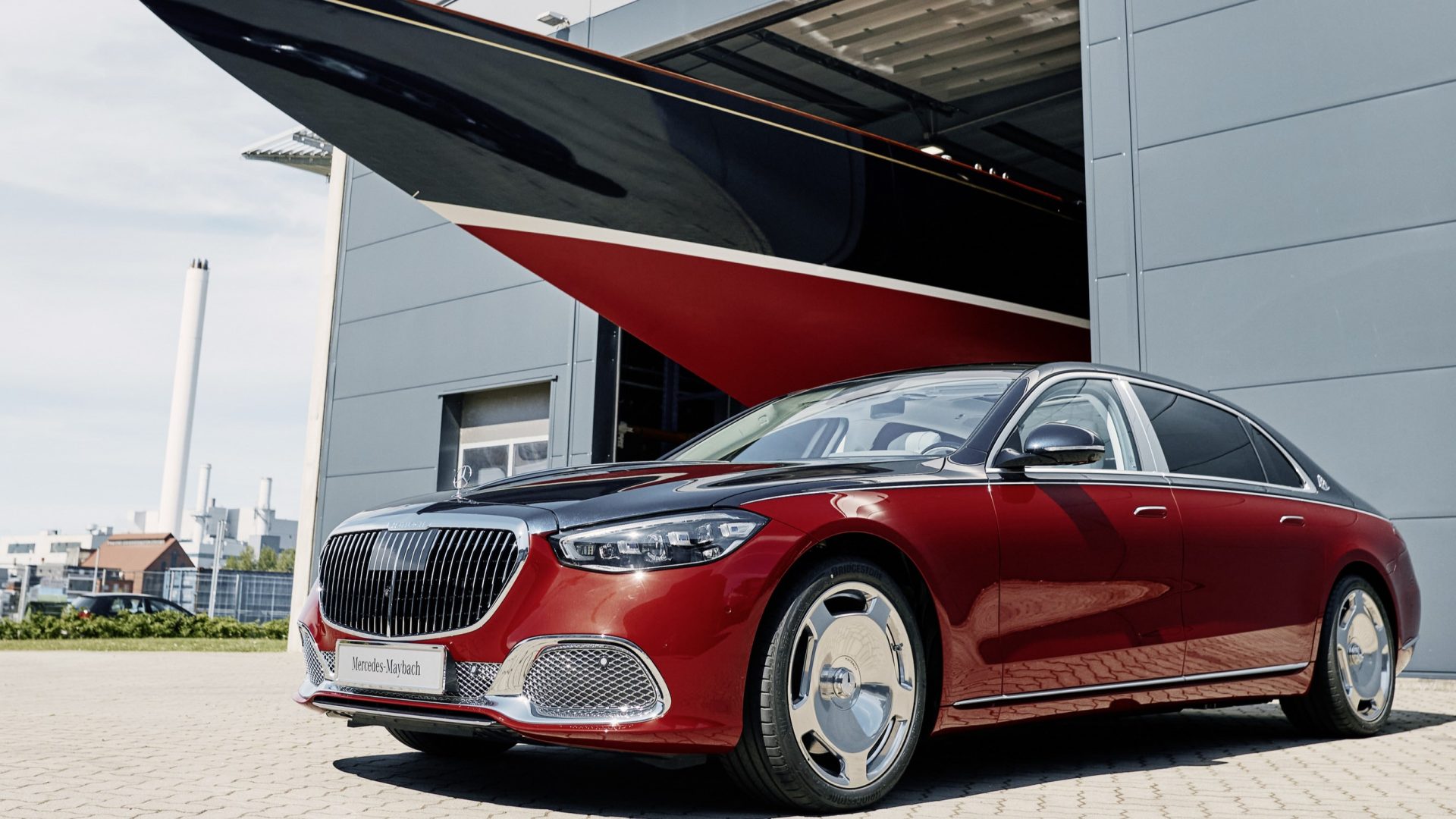 مايباخ S680 تتألق بطابع اليخوت: نسخة خاصة للاحتفال بالذكرى 150 لـ "روبي & بيركينغ"
مرسيدس مايباخ الجديدة
مرسيدس مايباخ طراز اليخت
سيارات فاخرة
سيارات فخمة
سيارات فارهة
سيارات مايباخ
سيارات ألمانية
سيارات قوية
ألمانيا
سباق اليخوت الكلاسيكية
سباق اليخوت
Maybach S680 in yachting style: a special edition to celebrate the 150th anniversary of “Robbe & Berking”
New Mercedes Maybach
Mercedes Maybach yacht model
Luxury cars
Luxury cars
Luxury cars
Maybach cars
German cars
Powerful cars
Germany
Classic yacht racing
Yacht racing
