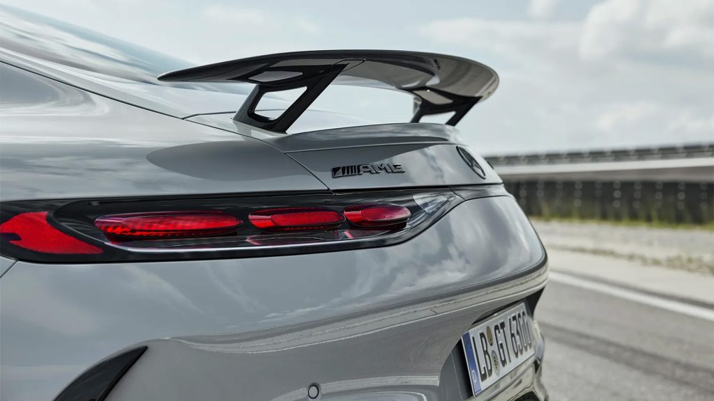 مرسيدس AMG GT63 برو الجديدة: هل الجناح صغير جداً؟
مرسيدس الجديدة
مرسيدس ايه ام جي
سيارات مرسيدس ايه ام جي الجديدة
سيارات مرسيدس رياضية
سيارات سباق مرسيدس
سيارات سريعة
سيارات قوية
سيارات ألمانية
سيارات مرسيدس
الغضب الألماني
سوبر كارز مرسيدس
New Mercedes-AMG GT63 Pro: Is the wing too small?
New Mercedes
Mercedes AMG
New Mercedes AMG cars
Mercedes sports cars
Mercedes racing cars
Fast cars
Powerful cars
German cars
Mercedes cars
German anger
Mercedes supercars