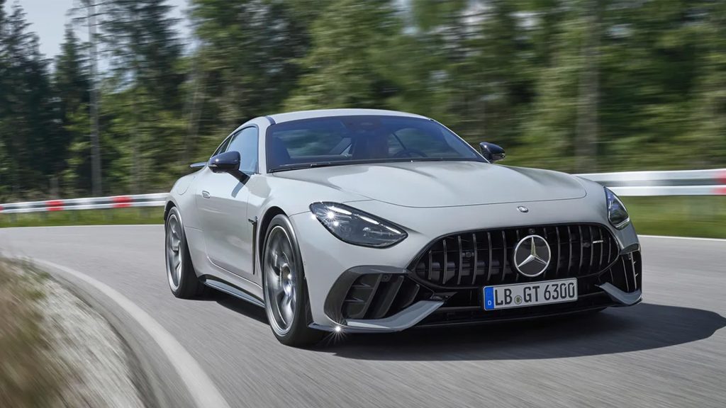 مرسيدس AMG GT63 برو الجديدة: هل الجناح صغير جداً؟
مرسيدس الجديدة
مرسيدس ايه ام جي
سيارات مرسيدس ايه ام جي الجديدة
سيارات مرسيدس رياضية
سيارات سباق مرسيدس
سيارات سريعة
سيارات قوية
سيارات ألمانية
سيارات مرسيدس
الغضب الألماني
سوبر كارز مرسيدس
New Mercedes-AMG GT63 Pro: Is the wing too small?
New Mercedes
Mercedes AMG
New Mercedes AMG cars
Mercedes sports cars
Mercedes racing cars
Fast cars
Powerful cars
German cars
Mercedes cars
German anger
Mercedes supercars