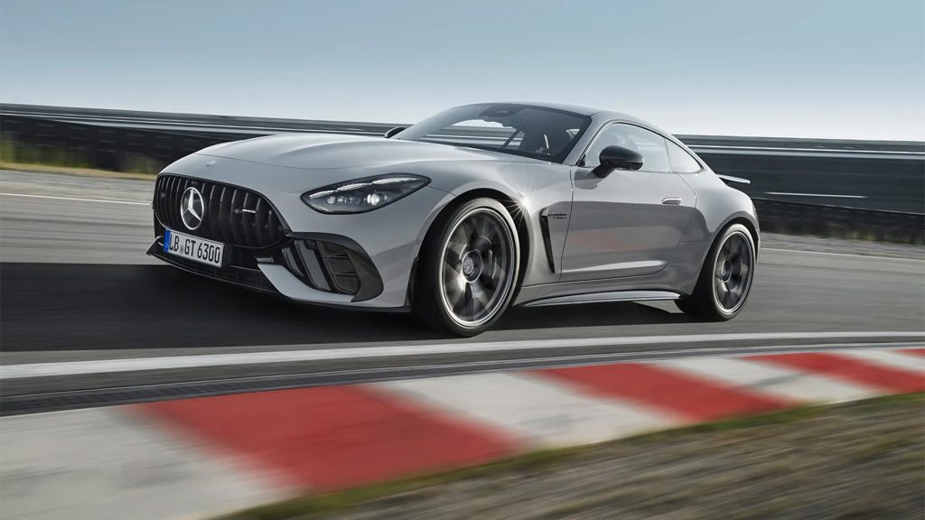 مرسيدس AMG GT63 برو الجديدة: هل الجناح صغير جداً؟
مرسيدس الجديدة
مرسيدس ايه ام جي
سيارات مرسيدس ايه ام جي الجديدة
سيارات مرسيدس رياضية
سيارات سباق مرسيدس
سيارات سريعة
سيارات قوية
سيارات ألمانية
سيارات مرسيدس
الغضب الألماني
سوبر كارز مرسيدس
New Mercedes-AMG GT63 Pro: Is the wing too small?
New Mercedes
Mercedes AMG
New Mercedes AMG cars
Mercedes sports cars
Mercedes racing cars
Fast cars
Powerful cars
German cars
Mercedes cars
German anger
Mercedes supercars