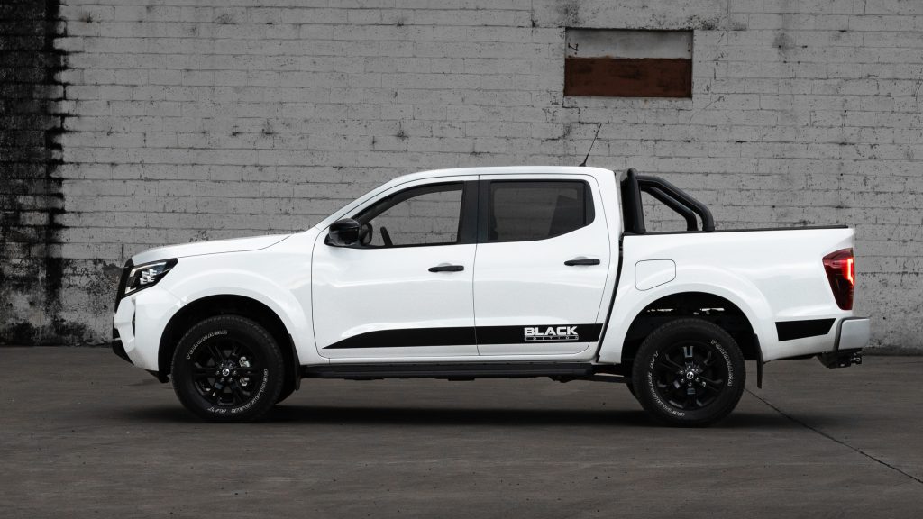 الوجه المظلم من نيسان نافارا بإصدار بلاك إيديشن المميز !
شاحنات قوية
شاحنات رياضية
شاحنة نيسان الجديدة
شاحنة نيسان نيفيرا بلاك إيديشن الجديدة
شاحنات يابانية
سيارات يابانية
سيارات رياضية
The dark side of Nissan Navara with the special Black Edition!
Powerful Trucks
Sports Trucks
New Nissan Truck
New Nissan Navara Black Edition Truck
Japanese Trucks
Japanese Cars
Sports Cars