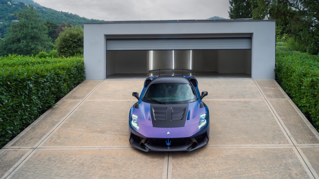 إليك أقوى مازيراتي على الإطلاق: "GT2 سترادالي" النسخة الأسرع 
سيارات خارقة إيطالية
سوبر كارز إيطالية
سيارات إيطالية
سيارات رياضية
سيارات سوبر سبورت
سيارات قوية
سيارة كازيراتي الجديدة
Here is the most powerful Maserati ever: "GT2 Stradale" the fastest version
Italian Supercars
Italian Supercars
Italian Cars
Sports Cars
Supersport Cars
Powerful Cars
The New Maserati