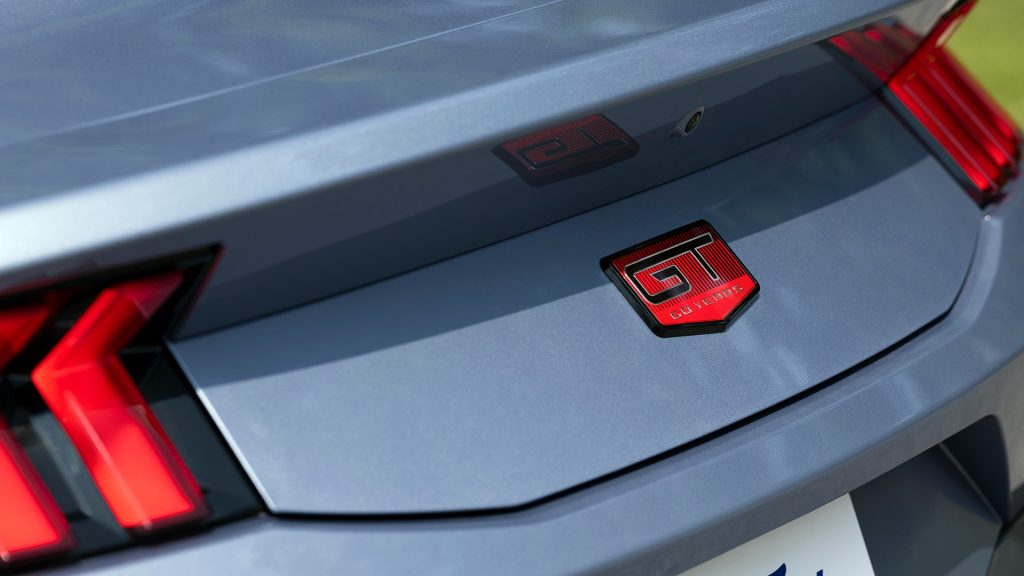 نقدم لكم حزمة الذكرى السنوية الستين لفورد موستانج 2025
سيارات العضلات الأمريكية
سيارات أمريكية
سيارات سبورت
سيارات رياضية
سيارات عضلية
فورد الجديدة
فورد موستنج الجديدة
Introducing the 2025 Ford Mustang 60th Anniversary Package
American Muscle Cars
American Cars
Sport Cars
Sports Cars
Muscle Cars
New Ford
New Ford Mustang