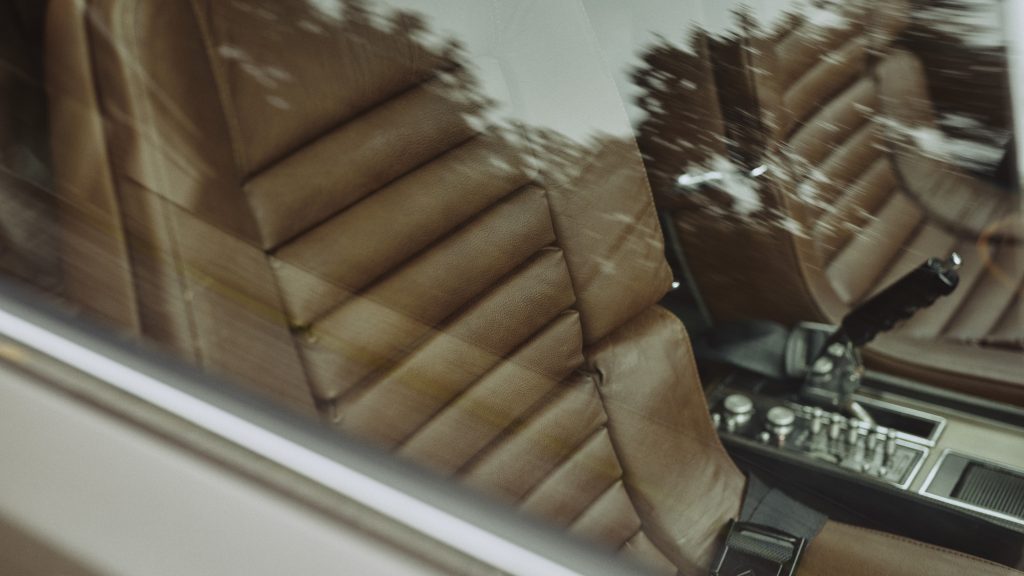 مفهوم دي اس أوتوموبيلي SM Tribute: هل هذا أفضل احتفال بذكرى التأسيس؟
سيارات اختبارية
سيارة دي اس اس ام تريبيوت الاختبارية
سيارات كلاسيكية
سيارات فرنسية
سيارات مستقبلية
سيارات حديثة
سيارات رياضية
سيارات محدثة
سيتروين الجديدة
سيارات أوروبية
DS Automobili SM Tribute Concept: Is this the best anniversary celebration?
Concept Cars
DS SM Tribute Concept
Classic Cars
French Cars
Futuristic Cars
Modern Cars
Sports Cars
Updated Cars
New Citroen
European Cars