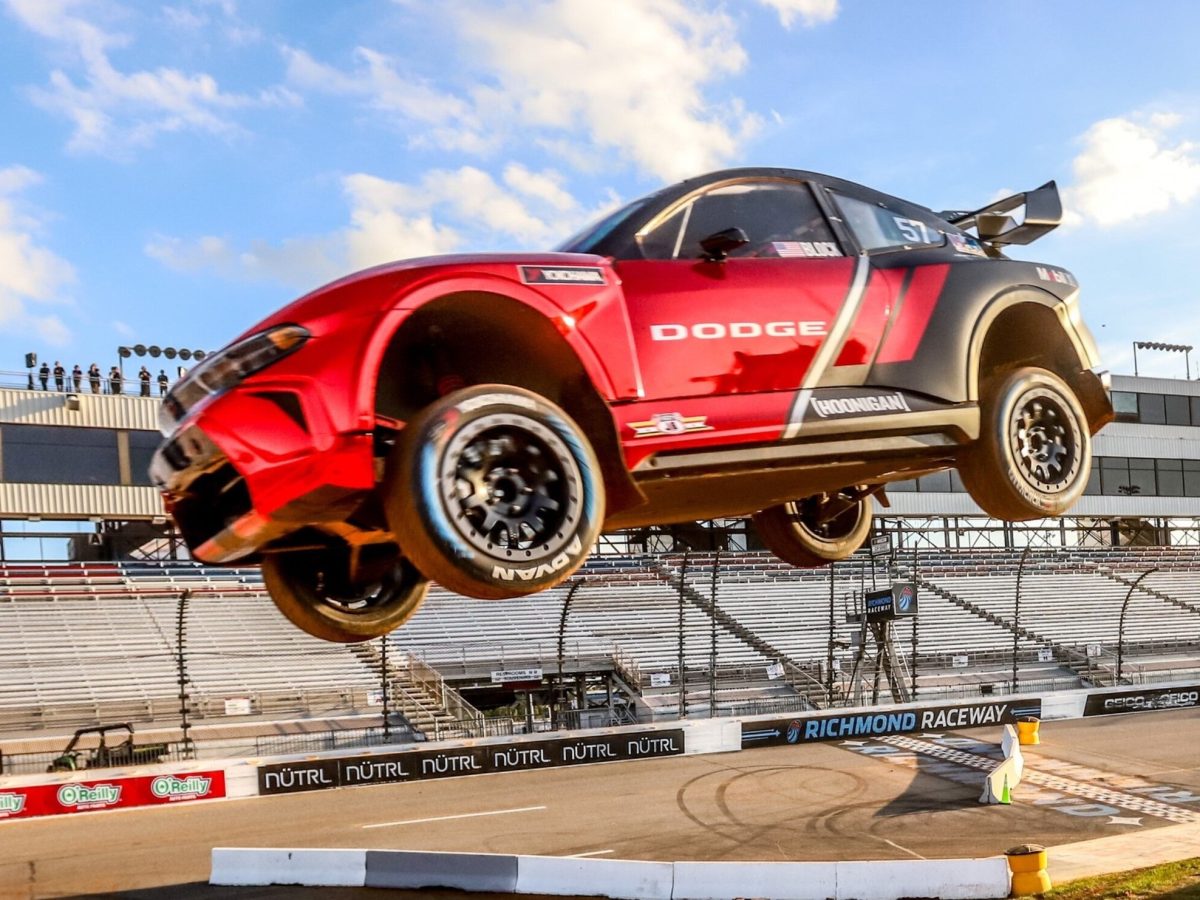 دودج هورنيت R / T FC1-X: سيارة سباق كهربائية بقدرة 1070 حصان.. سيارة سباق دودج دودج هورنيت الجديدة سباق السيارات سيارات السباق سيارات سباق كهربائية سيارات كهربائية قوية سيارات سريعة سيارات معدلة سيارات كهربائية أمريكية كن بلوك ليا بلوك ليا بلوك دودج هورنيت Dodge Hornet R/T FC1-X: 1070 HP Electric Race Car.. Dodge Race Car New Dodge Hornet Car Racing Racing Cars Electric Race Cars Powerful Electric Cars Fast Cars Modified Cars American Electric Cars Ken Block Lea Block Lea Block Dodge Hornet