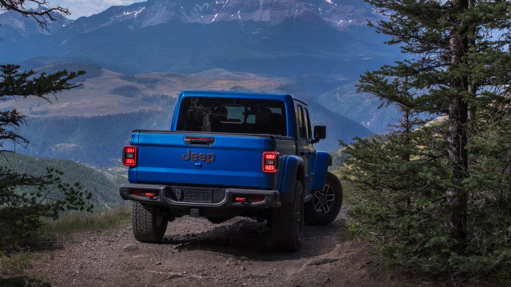 للأسف، لن تتمكن من الحصول على جيب جلاديتور 2025 بقير يدوي !
جيب جلاديتور الجديدة
جيب الجديدة
سيارات دفع رباعي
سيارات اس يو في
سيارات للطرق الوعرة
سيارات أمريكية
شاحنات أمريكية
شاحنات جيب
Unfortunately, you won't be able to get a manual transmission 2025 Jeep Gladiator!
New Jeep Gladiator
New Jeep
4x4s
SUVs
Off-Roads
American Cars
American Trucks
Jeep Trucks