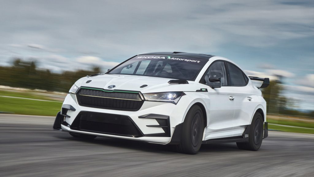 مهلاً، هل عاينتم مفهوم شكودا إنياك RS الكهربائي المخصص للسباقات؟
سيارات رياضية
سيارات معدلة
سيارات كهربائية
سيارات سباق كهربائية
سيارات كهربائية معدلة
سيارات كهربائية رياضية
سيارات قوية
سيارات رالي
سباقات الرالي الكهربائية
سيارة سباق رالي كهربائية
سيارة شكودا الرياضية الكهربائية الجديدة
Wait, have you seen the Škoda Enyaq RS electric racing concept?
Sports cars
Tuned cars
Electric cars
Electric racing cars
Tuned electric cars
Electric sports cars
Power cars
Rally cars
Electric rally racing
Electric rally racing car
Škoda's new electric sports car