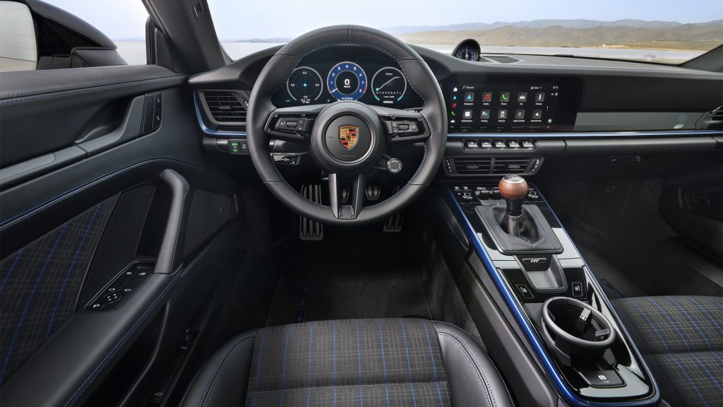 بورشه 911 كاريرا T الجديدة تصل أسواق الشرق الأوسط للمرة الأولى !
سيارات ألمانية
مهرجان رموز بورشه دبي
دبي
الإمارات
السعودية
الشرق الأوسط
سيارات رياضية
سيارات سوبر سبورت
سيارات خارقة
سوبر كارز
سيارات قوية
سيارة بورشه الجديدة
بورشه الجديدة دبي
بورشه الجديدة الشرق الأوسط
بورشه 911 كاريرا تي 2025
The new Porsche 911 Carrera T arrives in the Middle East for the first time!
German Cars
Porsche Icons Festival Dubai
Dubai
UAE
Saudi Arabia
Middle East
Sports Cars
Supersport Cars
Supercars
Supercars
Powerful Cars
New Porsche
New Porsche Dubai
New Porsche Middle East
Porsche 911 Carrera T 2025