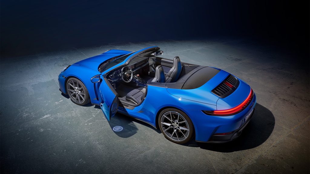 بورشه 911 كاريرا T الجديدة تصل أسواق الشرق الأوسط للمرة الأولى !
سيارات ألمانية
مهرجان رموز بورشه دبي
دبي
الإمارات
السعودية
الشرق الأوسط
سيارات رياضية
سيارات سوبر سبورت
سيارات خارقة
سوبر كارز
سيارات قوية
سيارة بورشه الجديدة
بورشه الجديدة دبي
بورشه الجديدة الشرق الأوسط
بورشه 911 كاريرا تي 2025
The new Porsche 911 Carrera T arrives in the Middle East for the first time!
German Cars
Porsche Icons Festival Dubai
Dubai
UAE
Saudi Arabia
Middle East
Sports Cars
Supersport Cars
Supercars
Supercars
Powerful Cars
New Porsche
New Porsche Dubai
New Porsche Middle East
Porsche 911 Carrera T 2025