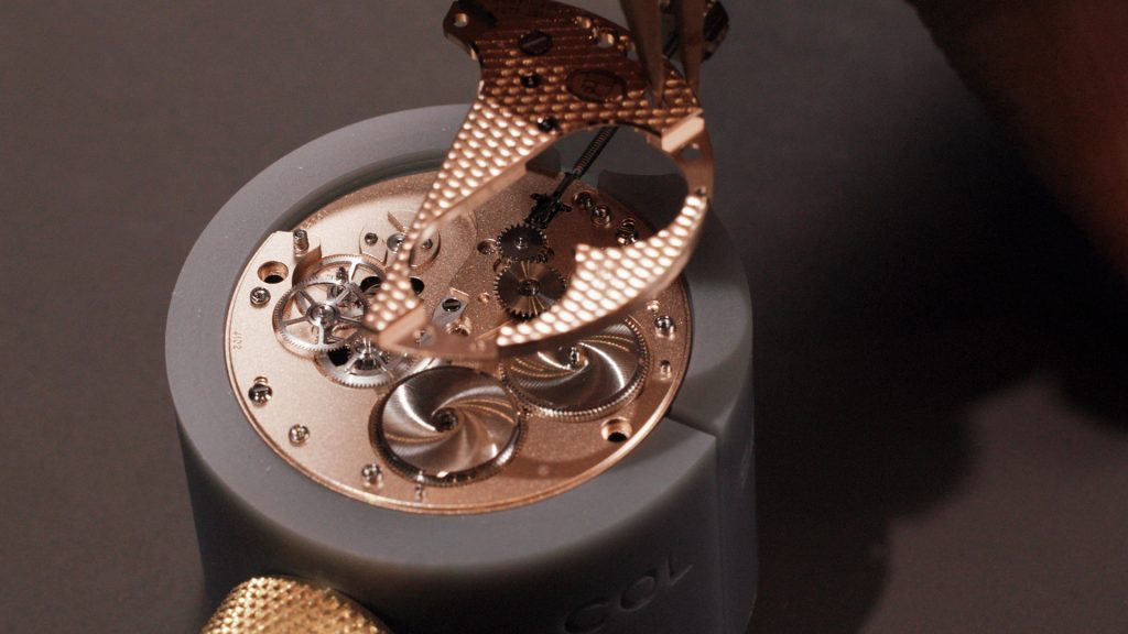 بارمجياني فلورييه تقدم مجموعة ساعات توريك الجديدة في الشرق الأوسط
ساعات فاخرة
ساعات سويسرية
ساعات فخمة
ساعات باهظة
ساعات جميلة
ساعات رجالي
ساعات نسائي
ساعات بارمجياني فلورييه الجديدة
ساعات توريك الجديدة
Parmigiani Fleurier Introduces New Toric Collection in the Middle East
Luxury Watches
Swiss Watches
Luxury Watches
Expensive Watches
Beautiful Watches
Men's Watches
Women's Watches
New Parmigiani Fleurier Watches
New Toric Watches