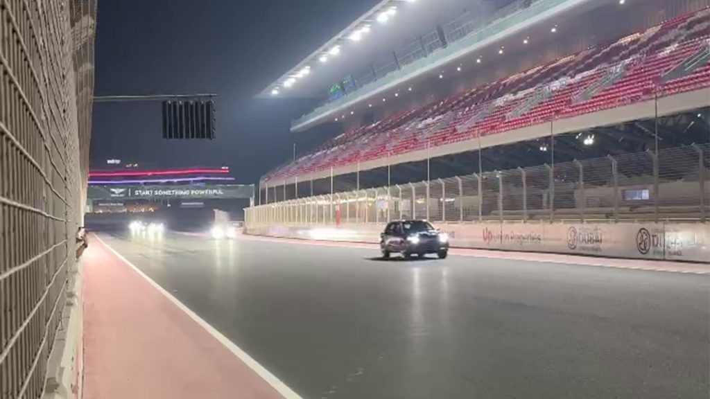 بنتلي كونتيننتال جي تي سبيد تصل أرض الإمارات !
بنتلي الجديدة الإمارات
بنتلي الجديدة الشرق الأوسط
سيارات بنتلي الجديدة
أسرع سيارة بنتلي
سيارات فخمة
سيارات فاخرة
أقوى سيارة من بنتلي
سيارات رياضية
سيارات سبورت
سيارات سيدان
سوبر كارز
سيارات سوبر سبورت
حلبة دبي أوتودروم
دبي
الإمارات
الشرق الأوسط
Bentley Continental GT Speed arrives in the UAE!
New Bentley UAE
New Bentley Middle East
New Bentley Cars
Fastest Bentley
Luxury Cars
Luxury Cars
Most Powerful Bentley
Sports Cars
Sport Cars
Sedans
Super Cars
Super Sport Cars
Dubai Autodrome
Dubai
UAE
Middle East