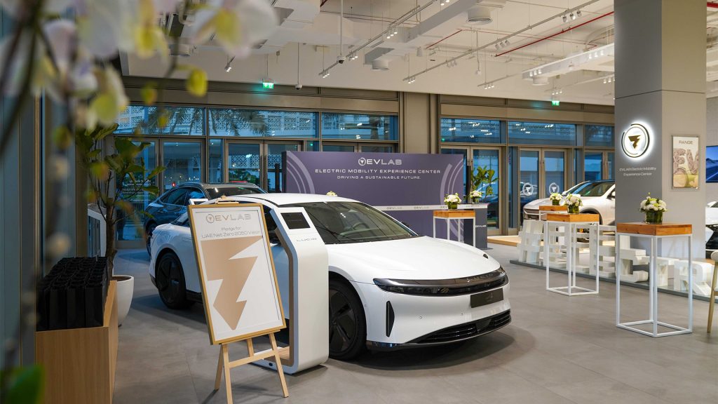 "EV lab دبي" مركز سيحدث ثورة في عالم السيارات الكهربائية مركز السيارات الكهربائية دبي سيارات كهربائية مركبات كهربائية سيارات صديقة للبيئة سيارات مستدامة الاستدامة دبي الإمارات الشرق الأوسط "EV lab Dubai" A center that will revolutionize the world of electric cars Electric Vehicle Center Dubai Electric Cars Electric Vehicles Green-Friendly Cars Sustainable Cars Sustainability Dubai UAE Middle East