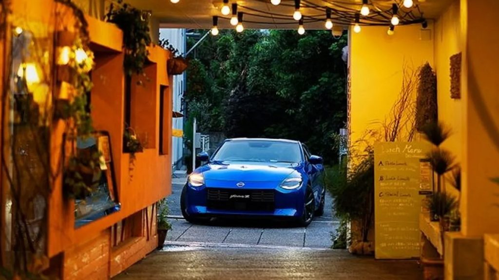 نيسان Z جديدة بلون Midnight Purple، والحصول عليها يتطلب الفوز بقرعة يابانية !
نيسان زد الجديدة
نيسان زد 2025
سيارات رياضية
نيسان زد الأرجوانية
نيسان زد ميدنايت بيربل
سيارات سبورت
سيارات درفت
ماكينات الدرفت اليابانية
سيارات 6 سلندر
سيارات قوية
New Nissan Z in Midnight Purple, and to get it you need to win a Japanese lottery!
New Nissan Z
Nissan Z 2025
Sports Cars
Nissan Z Purple
Nissan Z Midnight Purple
Sports Cars
Drift Cars
Japanese Drift Machines
6 Cylinder Cars
Powerful Cars