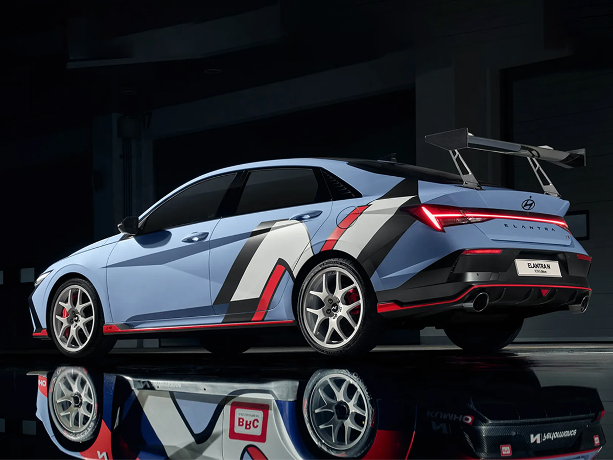 هيونداي إلنترا TCR: سيارة رياضية مخصصة للحلبات بجناح خلفي ضخم هيونداي الجديدة هيونداي الرياضية الجديدة سيارات هيونداي الرياضية هيونداي النترا ان الجديدة سيارات هيونداي للحلبات سيارات رياضية سيارات سبورت سيارات للحلبات سيارات كورية سيارات كورية رياضية سيارات سيدان رياضية سيارات قوية سيارات سباق Hyundai Elantra TCR: A track-focused sports car with a massive rear wing New Hyundai New Hyundai Sports Hyundai Sports Cars New Hyundai Elantra N Hyundai Track Cars Sports Cars Sport Cars Track Cars Korean Cars Korean Sports Cars Sports Sedans Powerful Cars Racing Cars