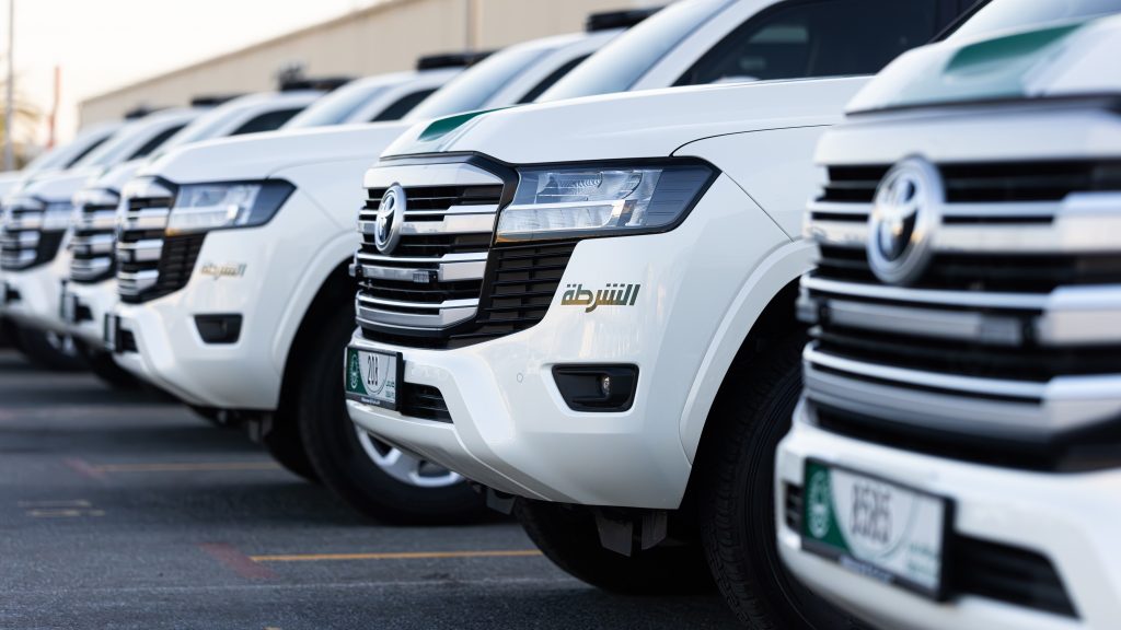 تويوتا لاند كروزر تنضم لأسطول شرطة دبي بإطار تعاون استراتيجي مع الفطيم تويوتا
سيارات شرطة دبي
أسطول شرطة دبي
شرطة دبي لاند كروزر
سيارات اس يو في
سيارات للطرق الوعرة
سيارات يابانية
سيارات تويوتا شرطة دبي
سيارات ا يو في شرطة دبي
أقوى سيارات شرطة دبي
Toyota Land Cruiser joins Dubai Police fleet as part of strategic cooperation with Al-Futtaim Toyota
Dubai Police Cars
Dubai Police Fleet
Dubai Police Land Cruiser
SUVs
Off-road vehicles
Japanese cars
Toyota Dubai Police cars
Dubai Police SUVs
The most powerful Dubai Police cars