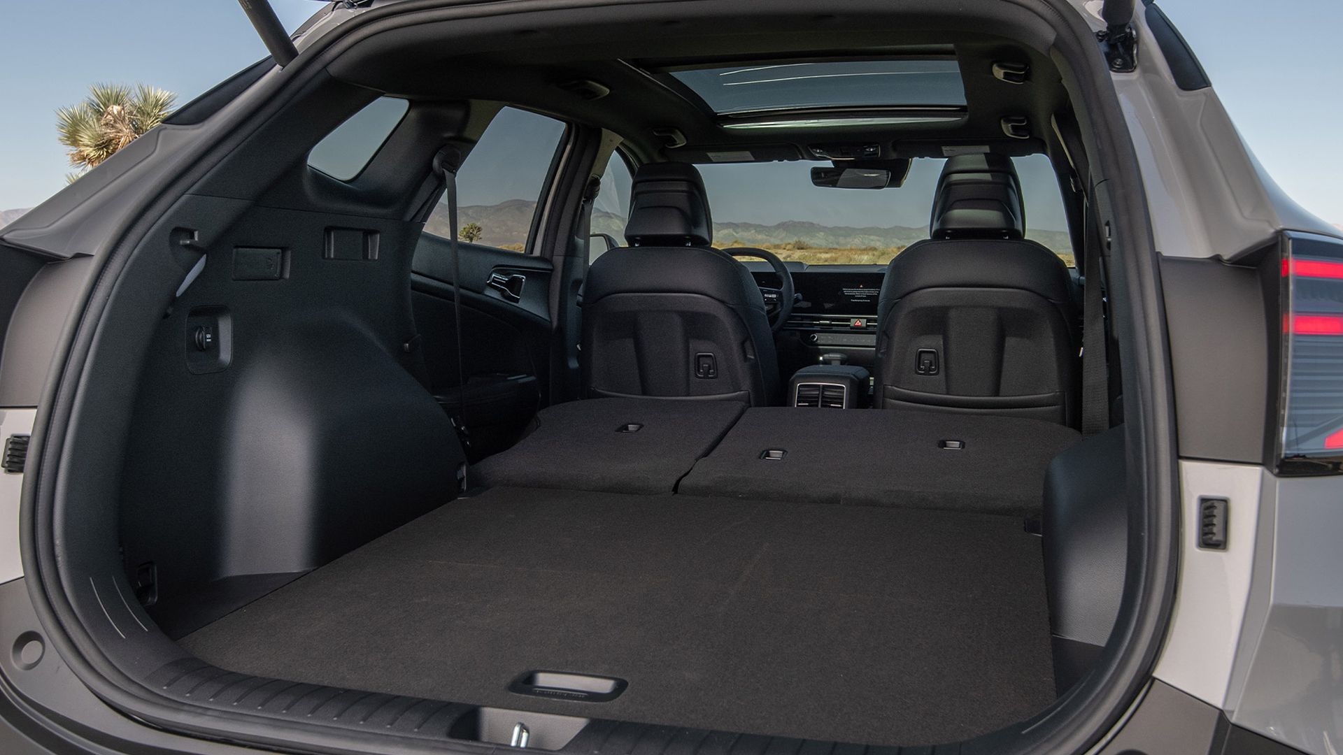 كيا سبورتج 2026 تحصل على وجه جديد وتكنولوجيا ستزيد من منافستها!
كيا الجديدة
كيا سبورتج 2026 
كيا سبورتج الهجينة
كيا سبورتج هايبرد
سيارات هجينة
سيارات كورية هجينة
سيارات كهربائية
سيارات قوية
سيارات عائلية
Kia Sportage 2026 gets a new face and technology that will increase its competition!
New Kia
Kia Sportage 2026
Kia Sportage Hybrid
Kia Sportage Hybrid
Hybrid Cars
Korean Hybrid Cars
Electric Cars
Powerful Cars
Family Cars
