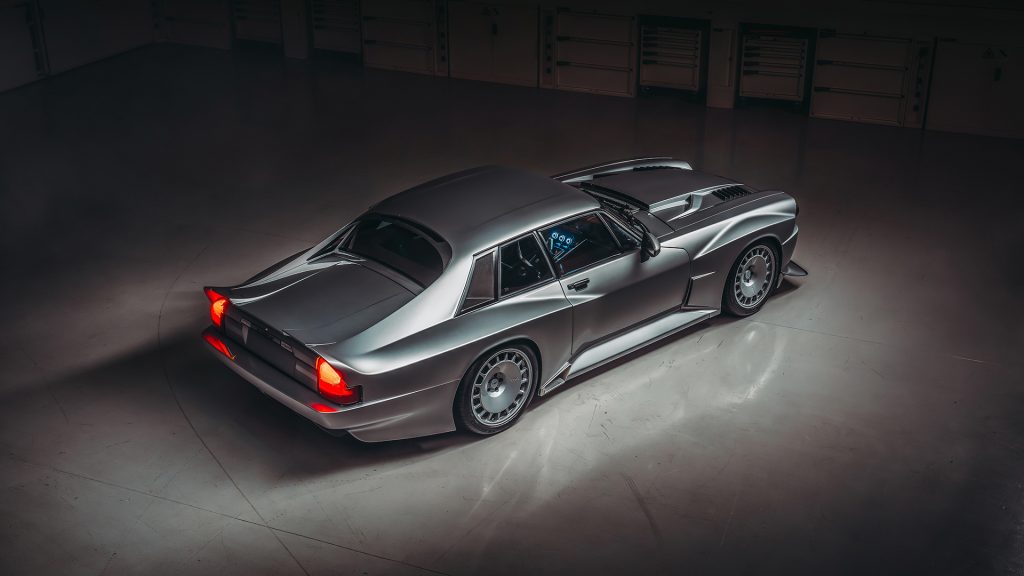 جاكوار XJS تدخل آلة الزمن وتخرج إلينا بتصميم سيُحرّك مشاعرك !
جاكوار معدلة
سيارات كلاسيكية معدلة
سيارات قديمة معدلة
سيارات فاخرة
سيارات فخمة
سيارات قوية
سيارات رياضية
سيارات سوبر سبورت
جاكوار سوبركات
جاكوار الجديدة
سيارات بريطانية
سيارات إنجليزية
Jaguar XJS enters the time machine and comes out to us with a design that will move your emotions!
Modified Jaguar
Modified Classic Cars
Modified Old Cars
Luxury Cars
Luxury Cars
Powerful Cars
Sports Cars
Supersport Cars
Jaguar Supercat
New Jaguar
British Cars
English Cars