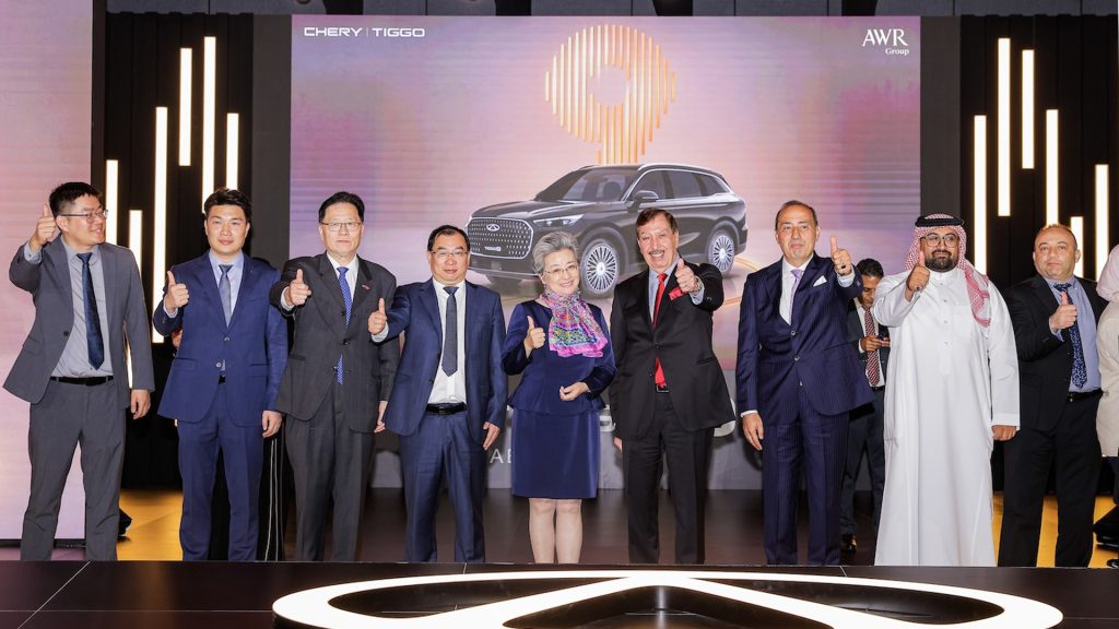 شيري تيجو 9 تظهر رسميًا في الإمارات وتبحث عن عملاء جدد
شيري الجديدة الشرق الأوسط
شيري الجديدة الإمارات
شيري تيجو الجديدة الإمارات الشرق الأوسط
شيري تيجو 9  2025 
سيارات صينية
سيارات كهربائية
سيارات هجينة
سيارات عائلية
سيارات اس يو في كهربائية
سيارات اس يو في صينية
Chery Tiggo 9 officially appears in the UAE and is looking for new customers
New Chery Middle East
New Chery UAE
New Chery Tiggo UAE Middle East
Chery Tiggo 9 2025
Chinese Cars
Electric Cars
Hybrid Cars
Family Cars
Electric SUVs
Chinese SUVs
