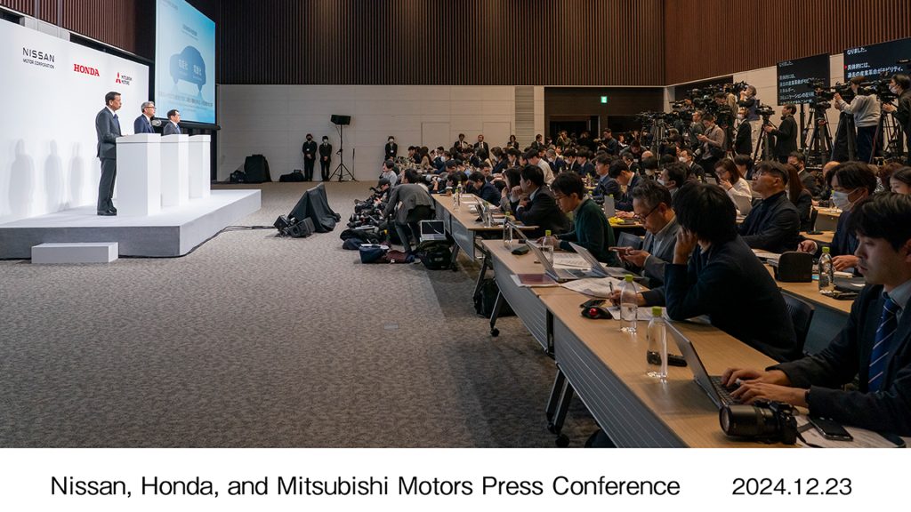 هل فعلاً اتفقت هوندا ونيسان على الاندماج وتأسيس شركة قابضة؟
اتفاق هوندا نيسان ميتسوبيتشي
تحافل هوندا نيسان ميتسوبيتشي
تعاون هوندا ونيسان
تحالف شركات السيارات اليابانية
سيارات كهربائية
سيارات رياضية
سيارات اس يو في
سيارات يابانية فاخرة
سيارات يابانية عملية
رينو
فوكسكون
Did Honda and Nissan really agree to merge and establish a holding company?
Honda Nissan Mitsubishi Agreement
Honda Nissan Mitsubishi Celebrations
Honda and Nissan Cooperation
Japanese Automobile Companies Alliance
Electric Cars
Sports Cars
SUVs
Japanese Luxury Cars
Practical Japanese Cars
Renault
Foxconn