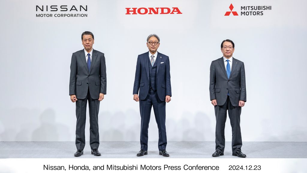 هل فعلاً اتفقت هوندا ونيسان على الاندماج وتأسيس شركة قابضة؟
اتفاق هوندا نيسان ميتسوبيتشي
تحافل هوندا نيسان ميتسوبيتشي
تعاون هوندا ونيسان
تحالف شركات السيارات اليابانية
سيارات كهربائية
سيارات رياضية
سيارات اس يو في
سيارات يابانية فاخرة
سيارات يابانية عملية
رينو
فوكسكون
Did Honda and Nissan really agree to merge and establish a holding company?
Honda Nissan Mitsubishi Agreement
Honda Nissan Mitsubishi Celebrations
Honda and Nissan Cooperation
Japanese Automobile Companies Alliance
Electric Cars
Sports Cars
SUVs
Japanese Luxury Cars
Practical Japanese Cars
Renault
Foxconn