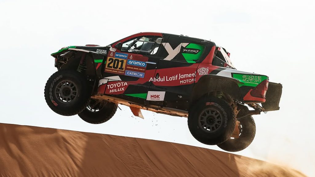 رالي داكار 25: الراجحي يضيق الخناق على المتصدر لاتيغان، فهل يحقق اللقب؟
رالي السعودية
داكار السعودية
سباق رالي السعودية
يزيد الراجحي
ناصر العطية
هينك لاتيغان
سباقات السيارات
سيارات سباق
راليات
رالي
سباقات الرالي
الراليات الصحراوية
رالي السعودية
Dakar Rally 25: Al Rajhi tightens the noose on leader Lategan, will he win the title?
Saudi Rally
Dakar Saudi Arabia
Saudi Rally Race
Yazid Al Rajhi
Nasser Al Attiyah
Henk Lategan
Motor Racing
Racing Cars
Rallies
Rally
Rally Races
Desert Rallies
Saudi Rally