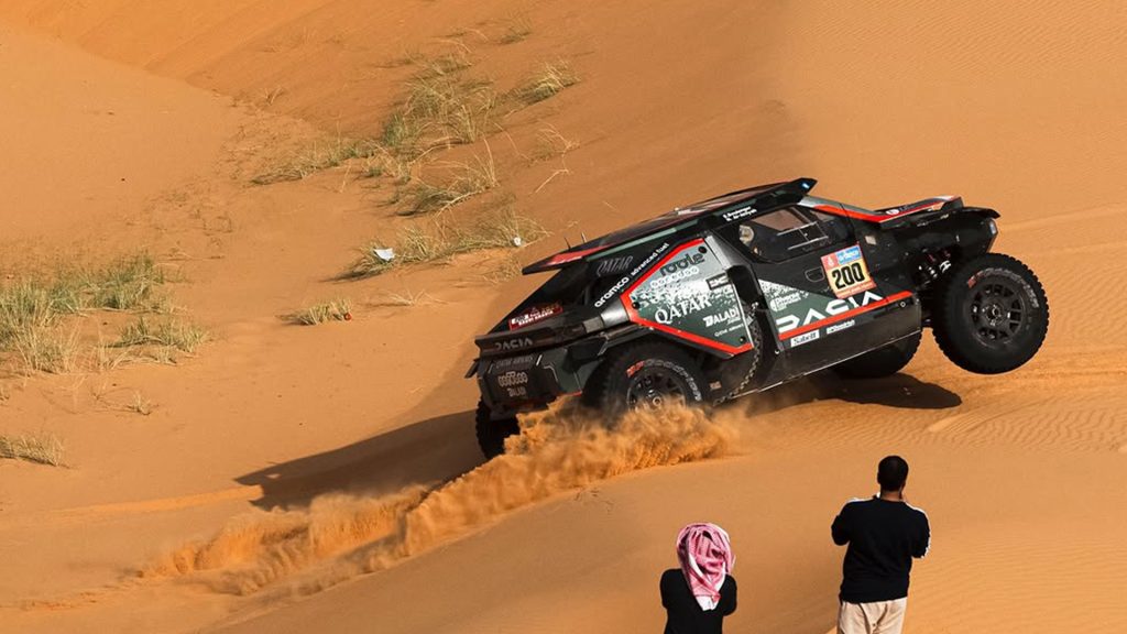 رالي داكار 25: الراجحي يضيق الخناق على المتصدر لاتيغان، فهل يحقق اللقب؟
رالي السعودية
داكار السعودية
سباق رالي السعودية
يزيد الراجحي
ناصر العطية
هينك لاتيغان
سباقات السيارات
سيارات سباق
راليات
رالي
سباقات الرالي
الراليات الصحراوية
رالي السعودية
Dakar Rally 25: Al Rajhi tightens the noose on leader Lategan, will he win the title?
Saudi Rally
Dakar Saudi Arabia
Saudi Rally Race
Yazid Al Rajhi
Nasser Al Attiyah
Henk Lategan
Motor Racing
Racing Cars
Rallies
Rally
Rally Races
Desert Rallies
Saudi Rally