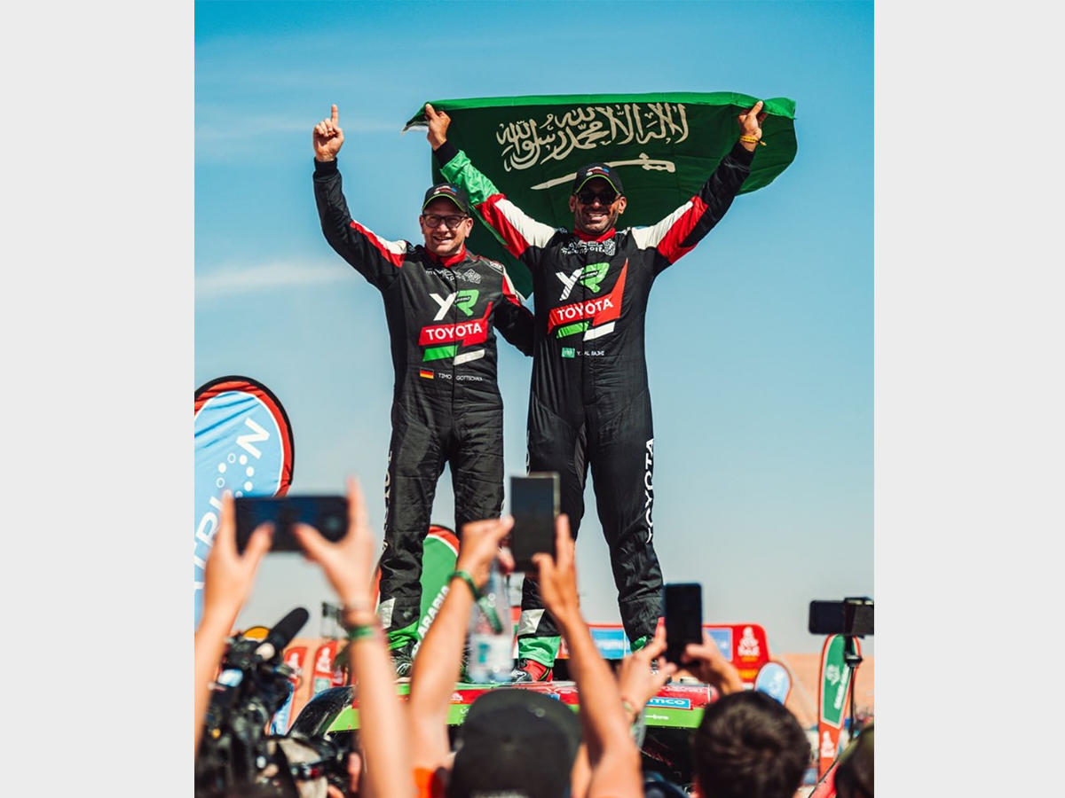 يزيد الراجحي، أول سعودي يفوز بسباق رالي داكار نسخة 2025 رالي داكار 2025 سباق السعودية يزيد الراجحي رالي السعودية هينك لاتيغان ناصر العطية كارلوس ساينز سباق السيارات سباقات الرالي الراليات الصحراوية Yazeed Al Rajhi, the first Saudi to win the Dakar Rally 2025 Dakar Rally 2025 Saudi Rally Yaseed Al Rajhi Saudi Rally Henk Lategan Nasser Al Attiyah Carlos Sainz Motor Racing Rally Racing Desert Rallies