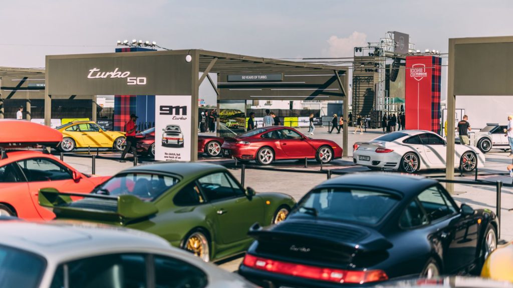 عودة مهرجان "رموز بورشه" إلى دبي: النسخة الخامسة في نوفمبر المقبل
icons of porsche
سيارات رياضية
سيارات كلاسيكية
سيارات فاخرة
سيارات فخمة
سيارات قوية
سيارات سوبر سبورت
سيارات سبورت
سيارات سوبر رياضية
سيارات ألمانية
دبي الشرق الأوسط الإمارات
مهرجان بورشه دبي الإمارات
The Icons of Porsche Festival Returns to Dubai: Fifth Edition Next November
icons of Porsche
Sports Cars
Classic Cars
Luxury Cars
Luxury Cars
Powerful Cars
Supersport Cars
Sports Cars
Supersport Cars
German Cars
Dubai, Middle East, UAE
Porsche Festival Dubai, UAE