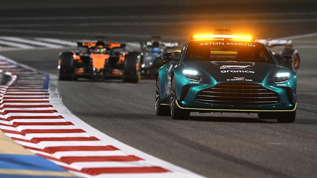 جائزة البحرين الكبرى: فوز تاريخي لـ بياستري وماكلارين يضع الفريق الإنجليزي في الصدارتين!
سوبر كارز
سيارات رياضية
سيارات سوبر سبورت
سيارات سوبر رياضية
سيارات إنجليزية
فورمولا 1 
ماكلارين
لاندو نوريس
أوسكار بياستري
مرسيدس
جورج راسيل
فيراري
شارل لوكلير
لويس هاملتون
ريد بُل
ماكس فرستابن
سباق السيارات
سيارات سباق
سباق البحرين فورمولا 1 
Bahrain Grand Prix: Historic victory for Piastri and McLaren puts the English team in the lead!
Supercars
Sports Cars
Supersport Cars
Supersport Cars
English Cars
Formula 1
McLaren
Lando Norris
Oscar Piastri
Mercedes
George Russell
Ferrari
Charles Leclerc
Lewis Hamilton
Red Bull
Max Verstappen
Motor Racing
Racing Cars
Bahrain Formula 1 Grand Prix