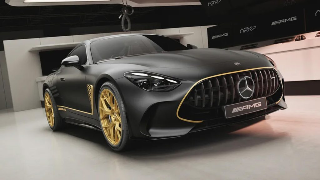 هذه هي مرسيدس AMG GT63 إصدار APXGP المستوحاة من فيلم براد بيت للفورمولا 1
مرسيدس الجديدة فورمولا 1
مرسيدس 2025
فيلم فورمولا 1 براد بيت
فوميلا 1
سيارات سباق
سوبر كارز
سيارات رياضية
سيارات سوبر رياضية
سيارات سوبر سبورت
سيارات سبورت
سيارات خارقة
سيارات ألمانية
أفلام سيارات 2025
This is the Mercedes-AMG GT63 APXGP Edition, inspired by Brad Pitt's Formula 1 movie.
New Mercedes Formula 1
Mercedes 2025
Brad Pitt's Formula 1 movie
Formula 1
Racing cars
Supercars
Sports cars
Super sports cars
Supersport cars
Sports cars
Supercars
German cars
2025 car movies