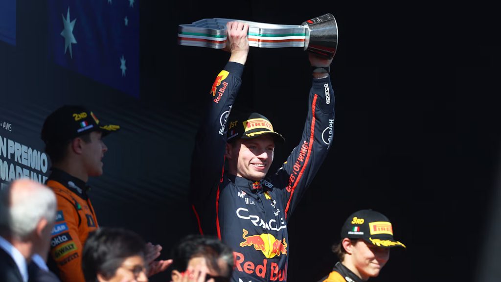 Emilia Romagna Grand Prix: Verstappen's return to winning ways!
Formula 1 Italy
Formula 1 Italian Grand Prix
Fast Cars
Car Racing
Racing Cars
Sports Cars
Supersports Cars
Supercars
Supercars
Supercars
Ferrari
McLaren
Red Bull
Mercedes
جائزة إميليا رومانيا الكبرى: عودة فيرستابن إلى سكة الانتصارات!
فورمولا 1 إيطاليا
جائزة إيطاليا الكبرى للفورمولا 1
سيارات سريعة
سباقات سيارات
سيارات سباق
سيارات رياضية
سيارات رياضية خارقة
سيارات خارقة
سيارات خارقة
فيراري
ماكلارين
ريد بول
مرسيدس