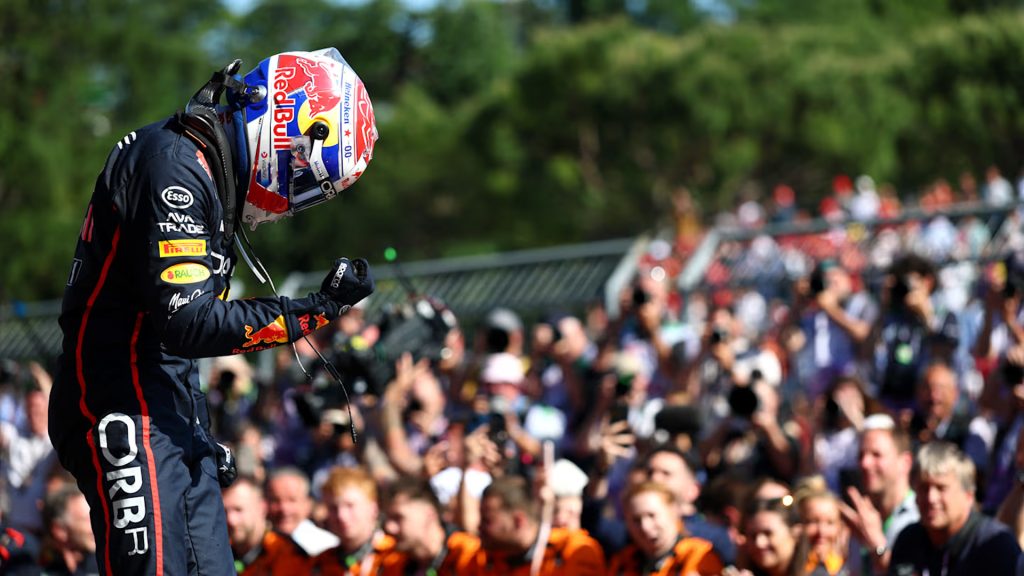 Emilia Romagna Grand Prix: Verstappen's return to winning ways!
Formula 1 Italy
Formula 1 Italian Grand Prix
Fast Cars
Car Racing
Racing Cars
Sports Cars
Supersports Cars
Supercars
Supercars
Supercars
Ferrari
McLaren
Red Bull
Mercedes
جائزة إميليا رومانيا الكبرى: عودة فيرستابن إلى سكة الانتصارات!
فورمولا 1 إيطاليا
جائزة إيطاليا الكبرى للفورمولا 1
سيارات سريعة
سباقات سيارات
سيارات سباق
سيارات رياضية
سيارات رياضية خارقة
سيارات خارقة
سيارات خارقة
فيراري
ماكلارين
ريد بول
مرسيدس