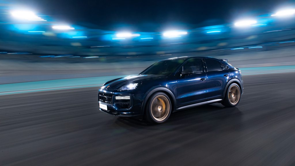 بورشه كاين توربو GT وأول رقم قياسي رسمي لـ SUV إنتاجية في حلبة مرسى ياس
بورشه حلبة ياس مارينا
بورشه حلبة مرسى ياس
حلبات السباق الإمارات الشرق الأوسط
بورشه
سيارات رياضية
سيارات اس يو في
سيارات ألمانية
سوبر اس يو في ألمانية
بورشه سوبر اس يو في
سيارات قوية
سيارات عائلية قوية
Porsche Cayenne Turbo GT and the first official production SUV lap record at Yas Marina Circuit
Porsche Yas Marina Circuit
Porsche Yas Marina Circuit
Racing Tracks UAE Middle East
Porsche
Sports Cars
SUVs
German Cars
German Super SUVs
Porsche Super SUVs
Powerful Cars
Powerful Family Cars