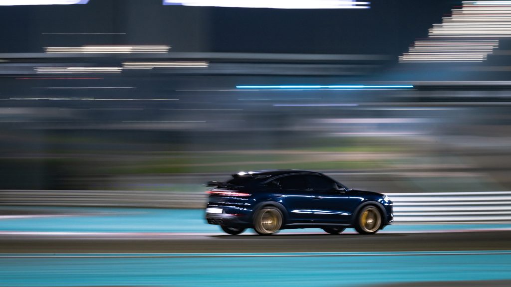 بورشه كاين توربو GT وأول رقم قياسي رسمي لـ SUV إنتاجية في حلبة مرسى ياس
بورشه حلبة ياس مارينا
بورشه حلبة مرسى ياس
حلبات السباق الإمارات الشرق الأوسط
بورشه
سيارات رياضية
سيارات اس يو في
سيارات ألمانية
سوبر اس يو في ألمانية
بورشه سوبر اس يو في
سيارات قوية
سيارات عائلية قوية
Porsche Cayenne Turbo GT and the first official production SUV lap record at Yas Marina Circuit
Porsche Yas Marina Circuit
Porsche Yas Marina Circuit
Racing Tracks UAE Middle East
Porsche
Sports Cars
SUVs
German Cars
German Super SUVs
Porsche Super SUVs
Powerful Cars
Powerful Family Cars