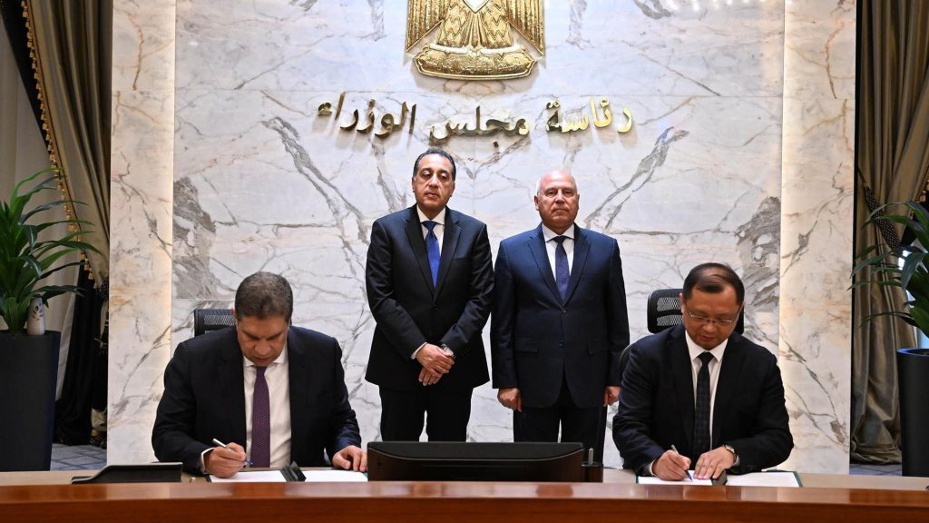 من مصر، ستبدأ جيتور تجميع طرازات T1 و T2 باستثمار يطال حد 123 مليون دولار
جيتور مصر
مصنع جيتور مصر
سيارات صينية مصر
سيارات اس يو في مصر
سيارات اس يو في هجينة مصر الشرق الأوسط أفريقيا
سيارات كهربائية صينية مصر
سيارات رياضية
سيارات سوبر رياضية
سيارات قوية
سيارات اس يو في قوية
سيارات اس يو في صينية حديثة
سيارات أوفرود
سيارات خارقة مصر
سوبر كارز مصر
مصانع سيارات مصر
From Egypt, Jetour will begin assembling the T1 and T2 models with an investment of up to $123 million.
Jetour Egypt
Jetour Egypt Factory
Chinese Cars Egypt
SUVs Egypt
Hybrid SUVs Egypt Middle East Africa
Chinese Electric Cars Egypt
Sports Cars
Super Sports Cars
Powerful Cars
Powerful SUVs
Modern Chinese SUVs
Off-road Cars
Supercars Egypt
Supercars Egypt
Car Factories Egypt