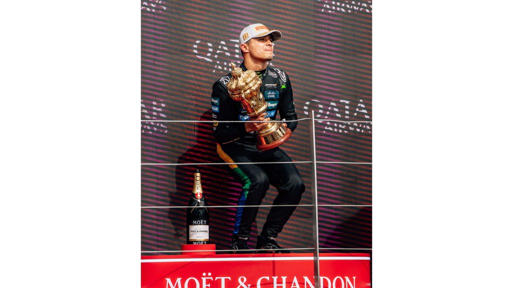 جائزة بريطانيا الكبرى: نوريس يُتوج في بلاده، وهولكينبيرغ يحقق إنجاز تاريخي!
سباق بريطانيا فورمولا 1 
سباق بريطانيا فورميلا 1 
سباق السيارات
سيارات سباق
سوبر كارز
سيارات رياضية
سيارات سوبر رياضية
سيارات سبورت
سيارات سوبر سبورت
ماكلارين
لاندو نوريس
أوسكار بياستري
ألبين
نيكو هولكنبيرغ
مرسيدس لويس هاملتون
جورج راسيل
ريد بُل 
ماكس فرستابن
British Grand Prix: Norris wins his home race, and Hulkenberg achieves a historic achievement!
British Formula 1 Grand Prix
British Formula 1 Grand Prix
Motor Racing
Racing Cars
Supercars
Sports Cars
Supersports Cars
Sports Cars
Supersports Cars
McLaren
Lando Norris
Oscar Piastri
Alpine
Nico Hulkenberg
Mercedes
Lewis Hamilton
George Russell
Red Bull
Max Verstappen