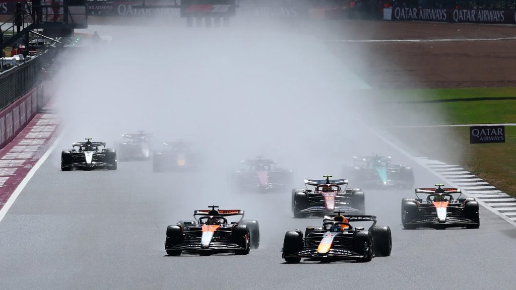 جائزة بريطانيا الكبرى: نوريس يُتوج في بلاده، وهولكينبيرغ يحقق إنجاز تاريخي!
سباق بريطانيا فورمولا 1 
سباق بريطانيا فورميلا 1 
سباق السيارات
سيارات سباق
سوبر كارز
سيارات رياضية
سيارات سوبر رياضية
سيارات سبورت
سيارات سوبر سبورت
ماكلارين
لاندو نوريس
أوسكار بياستري
ألبين
نيكو هولكنبيرغ
مرسيدس لويس هاملتون
جورج راسيل
ريد بُل 
ماكس فرستابن
British Grand Prix: Norris wins his home race, and Hulkenberg achieves a historic achievement!
British Formula 1 Grand Prix
British Formula 1 Grand Prix
Motor Racing
Racing Cars
Supercars
Sports Cars
Supersports Cars
Sports Cars
Supersports Cars
McLaren
Lando Norris
Oscar Piastri
Alpine
Nico Hulkenberg
Mercedes
Lewis Hamilton
George Russell
Red Bull
Max Verstappen