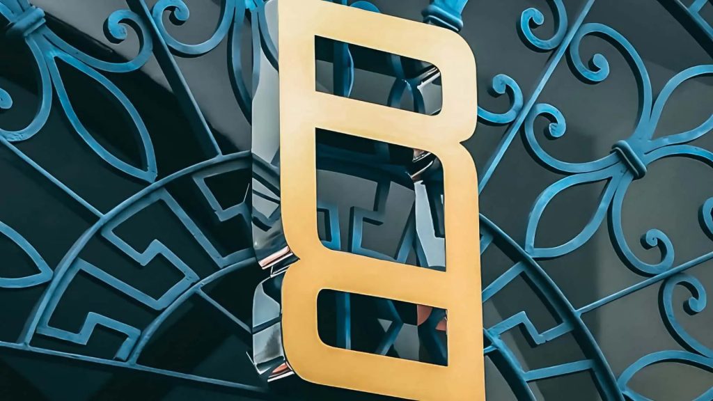 شعار جديد من رنج روفر... غريب، جريء، أم "كرتوني" بعض الشيء؟
شعار روفر الجديد
شعار رينج روفر الجديد
رنج روفر 2025
رينج روفر 2026
رنج روفر 2026
رينج روفر 2025
سيارات اس يو في
سيارات فاخرة
سيارات فخمة
سيارات فارهة
سيارات اس يو في فاخرة
سيارات اس يو في فخمة
سيارات بريطانية
سيارات انجليزية
New Range Rover logo... quirky, bold, or a bit "cartoonish"?
New Rover logo
New Range Rover logo
2025 Range Rover
2026 Range Rover
2026 Range Rover
2025 Range Rover
SUVs
Luxury cars
Luxury cars
Luxury SUVs
Luxury SUVs
British cars
English cars