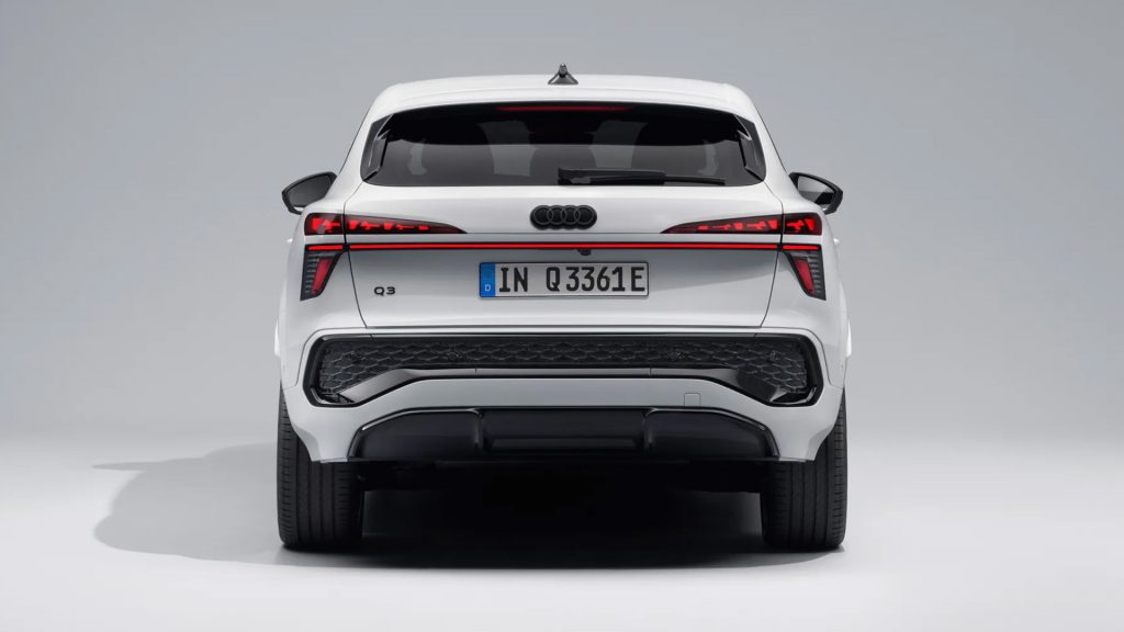 أودي Q3 سبورتباك الجديدة 2025.. SUV كوبيه أغلى ثمناً وأقل عملية!
أودي كيو 3 الجديدة
أودي كيو 3 2025 
أودي 2025 
أودي 2026 
أودي اس يو في 2025 
سيارات أودي الجديدة
سيارات اس يو في هجينة
سيارات اس يو في عملية
سيارات اس يو في اعتمادية
سيارات اس يو في فاخرة
سيارات اس يو في فخمة
سيارات فاخرة
سيارات فخمة
سيارات ألمانية
The new 2025 Audi Q3 Sportback... a more expensive and less practical coupe SUV!
The new Audi Q3
The 2025 Audi Q3
The 2025 Audi
The 2026 Audi
The 2025 Audi SUV
New Audi Cars
Hybrid SUVs
Practical SUVs
Reliable SUVs
Luxury SUVs
Luxury SUVs
Luxury Cars
Luxury Cars
German Cars