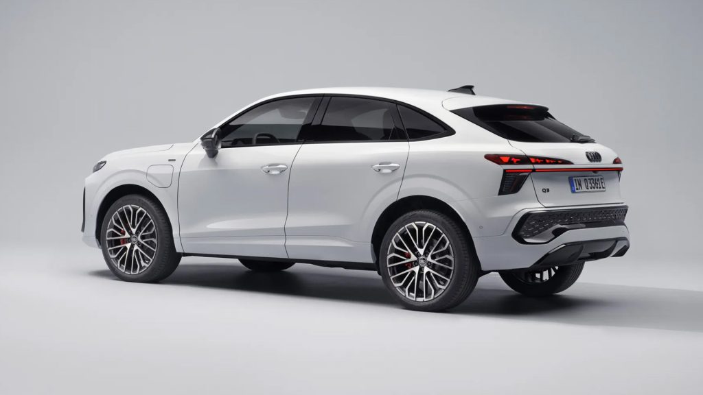 أودي Q3 سبورتباك الجديدة 2025.. SUV كوبيه أغلى ثمناً وأقل عملية!
أودي كيو 3 الجديدة
أودي كيو 3 2025 
أودي 2025 
أودي 2026 
أودي اس يو في 2025 
سيارات أودي الجديدة
سيارات اس يو في هجينة
سيارات اس يو في عملية
سيارات اس يو في اعتمادية
سيارات اس يو في فاخرة
سيارات اس يو في فخمة
سيارات فاخرة
سيارات فخمة
سيارات ألمانية
The new 2025 Audi Q3 Sportback... a more expensive and less practical coupe SUV!
The new Audi Q3
The 2025 Audi Q3
The 2025 Audi
The 2026 Audi
The 2025 Audi SUV
New Audi Cars
Hybrid SUVs
Practical SUVs
Reliable SUVs
Luxury SUVs
Luxury SUVs
Luxury Cars
Luxury Cars
German Cars