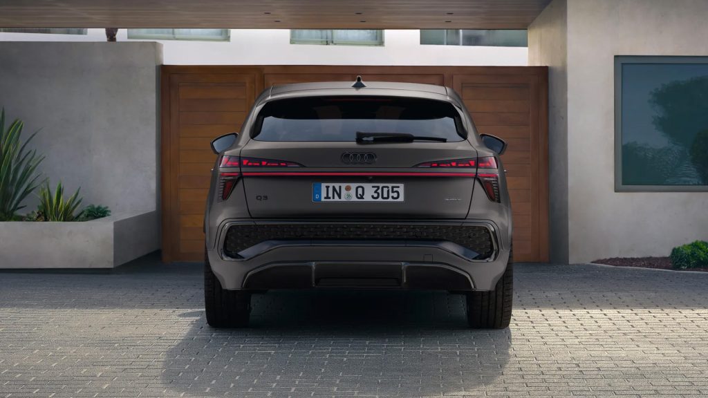 أودي Q3 سبورتباك الجديدة 2025.. SUV كوبيه أغلى ثمناً وأقل عملية!
أودي كيو 3 الجديدة
أودي كيو 3 2025 
أودي 2025 
أودي 2026 
أودي اس يو في 2025 
سيارات أودي الجديدة
سيارات اس يو في هجينة
سيارات اس يو في عملية
سيارات اس يو في اعتمادية
سيارات اس يو في فاخرة
سيارات اس يو في فخمة
سيارات فاخرة
سيارات فخمة
سيارات ألمانية
The new 2025 Audi Q3 Sportback... a more expensive and less practical coupe SUV!
The new Audi Q3
The 2025 Audi Q3
The 2025 Audi
The 2026 Audi
The 2025 Audi SUV
New Audi Cars
Hybrid SUVs
Practical SUVs
Reliable SUVs
Luxury SUVs
Luxury SUVs
Luxury Cars
Luxury Cars
German Cars